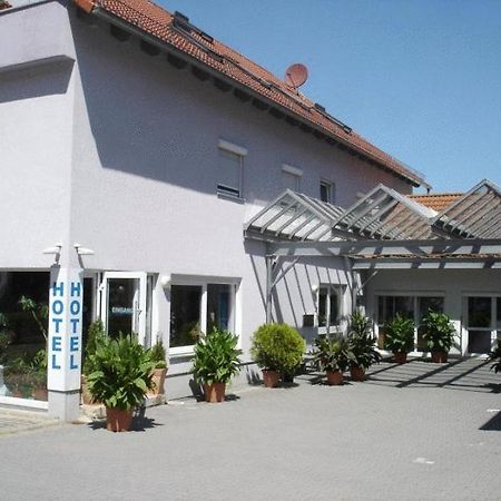 Hotel Papillon Lappersdorf  ภายนอก รูปภาพ