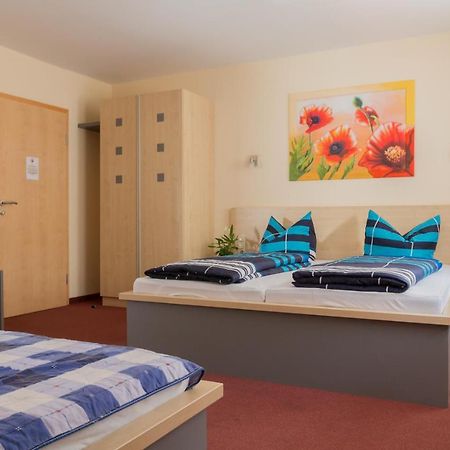 Hotel Papillon Lappersdorf  ภายนอก รูปภาพ