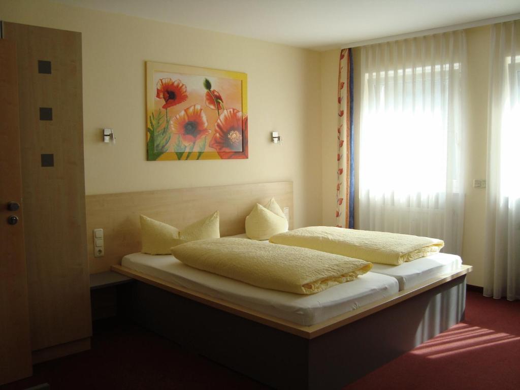 Hotel Papillon Lappersdorf  ภายนอก รูปภาพ