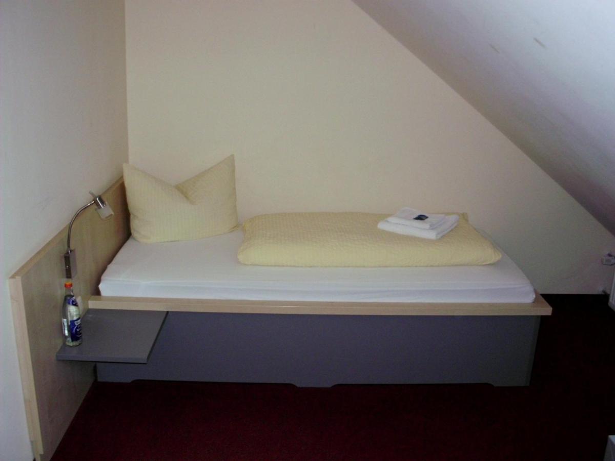 Hotel Papillon Lappersdorf  ภายนอก รูปภาพ